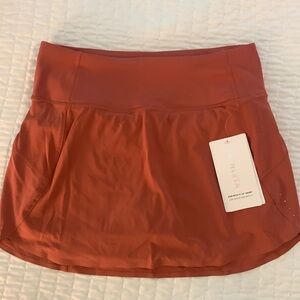 NWT Athleta Run With It Skort “14, XS